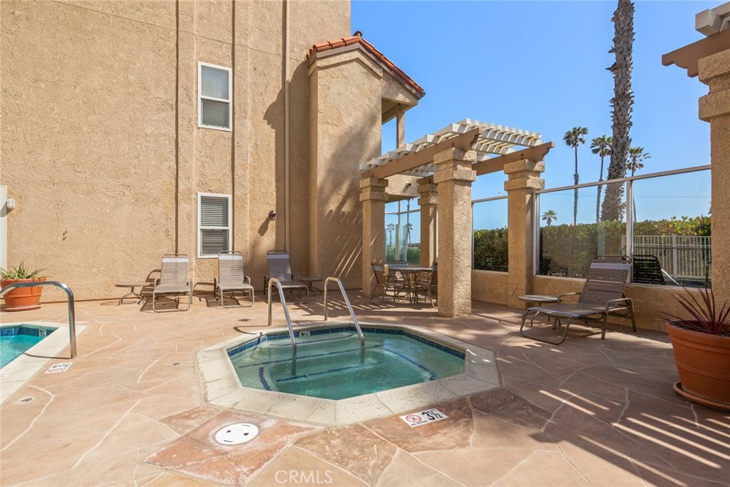 2000 Pacific Coast Highway