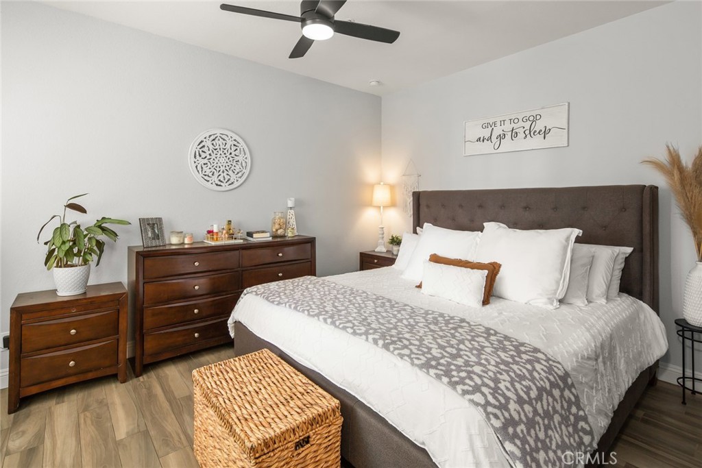 2000 Pacific Coast Highway