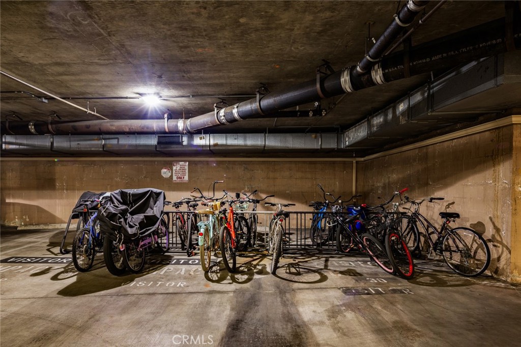 2000 Pacific Coast Highway