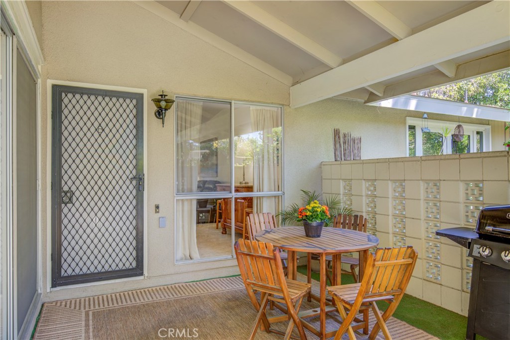 148 Avenida Majorca B