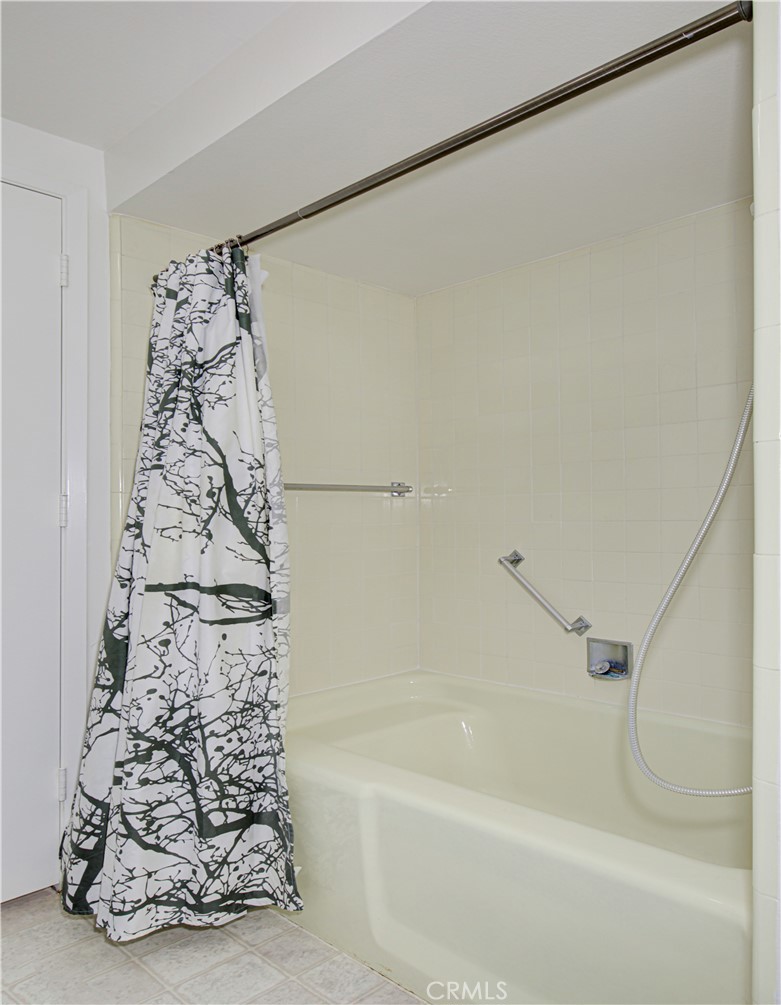 148 Avenida Majorca B