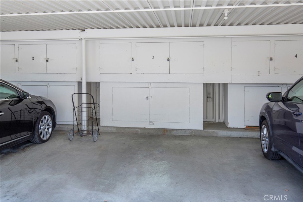 148 Avenida Majorca B