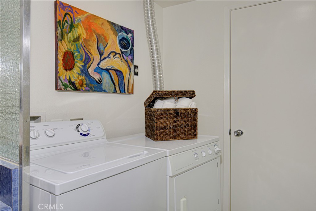 148 Avenida Majorca B