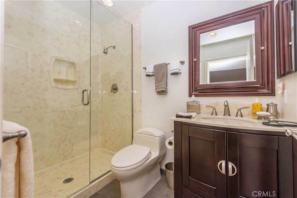 111 Columbia Street 250