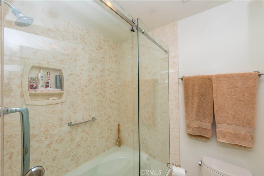 111 Columbia Street 250