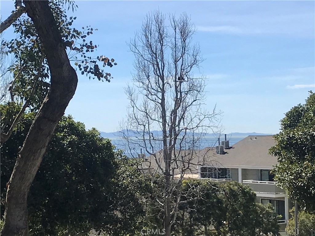 111 Columbia Street 250