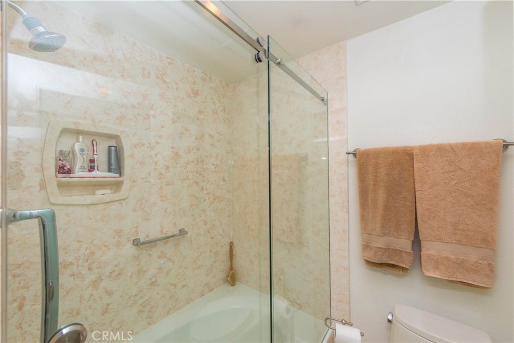 111 Columbia Street 250