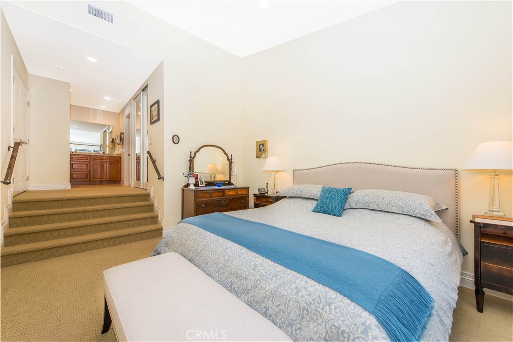 111 Columbia Street 250