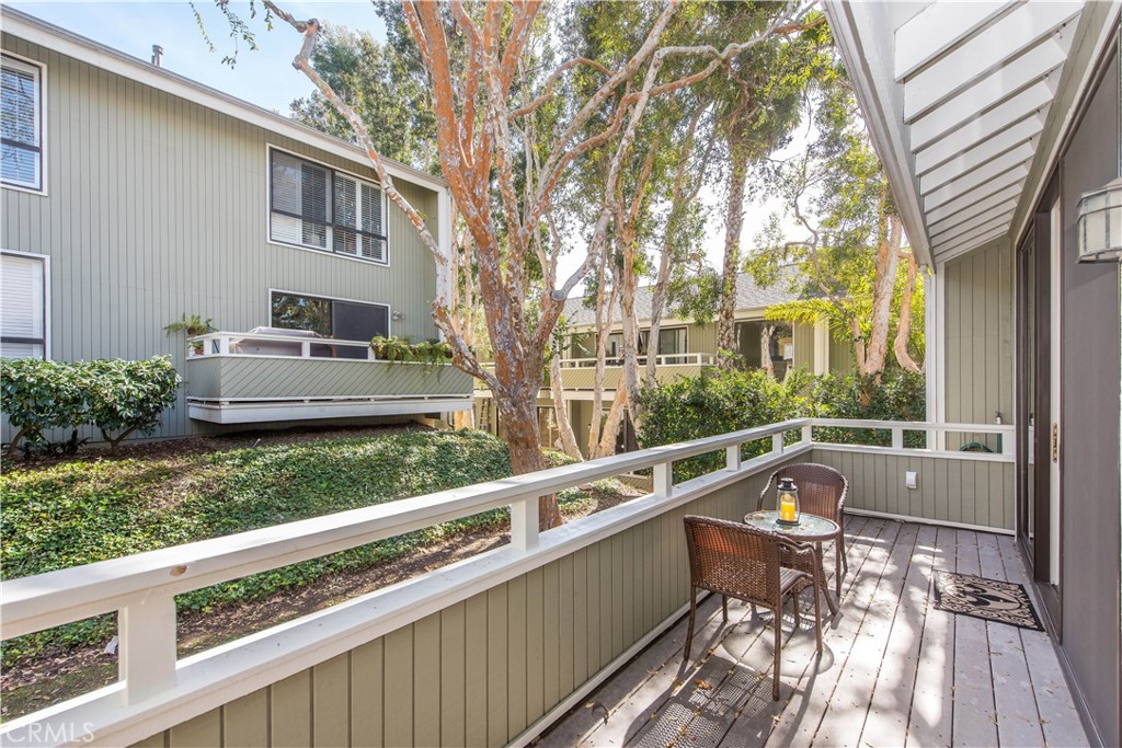 111 Columbia Street 250