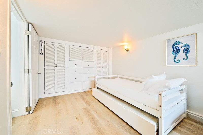 17016 7th Street