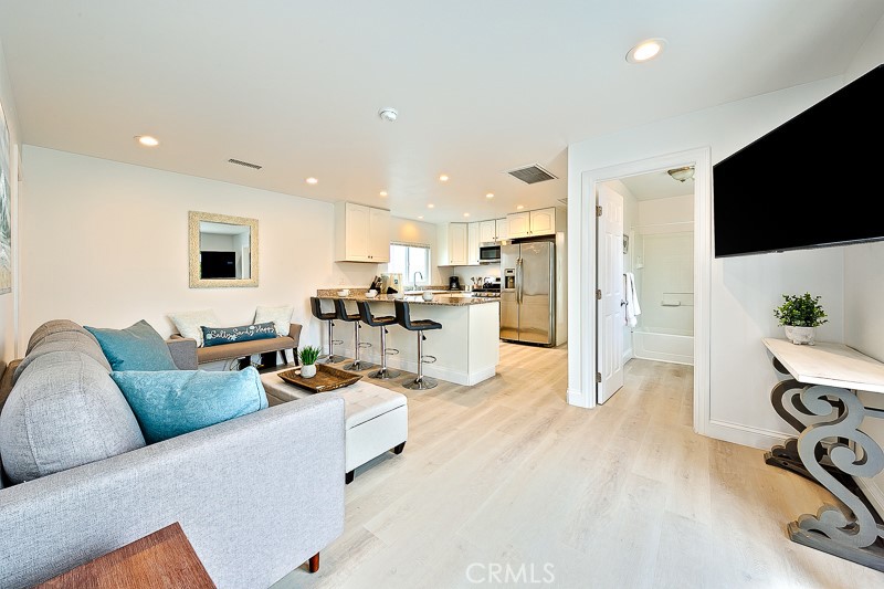 17016 7th Street