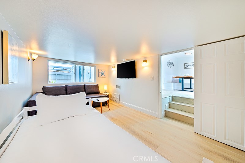 17016 7th Street