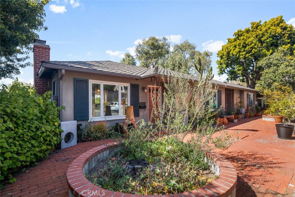 424 Los Robles