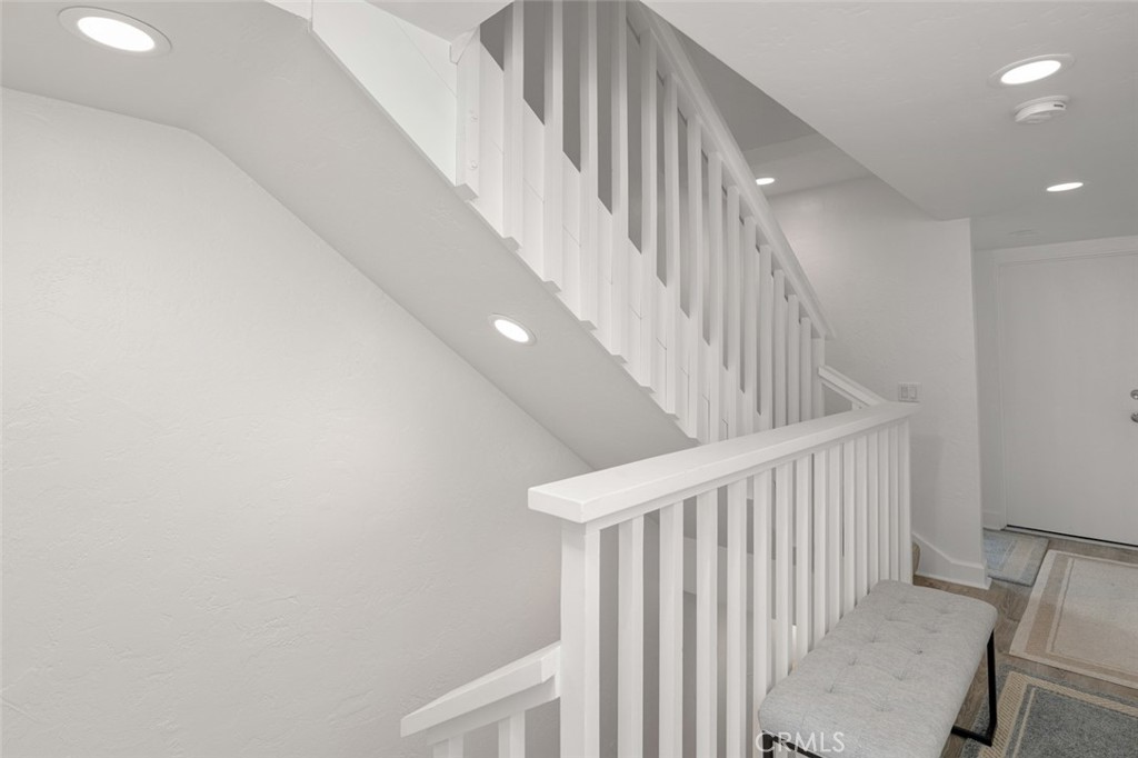 963 Santa Ana Street