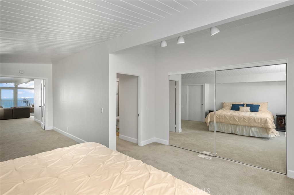 963 Santa Ana Street