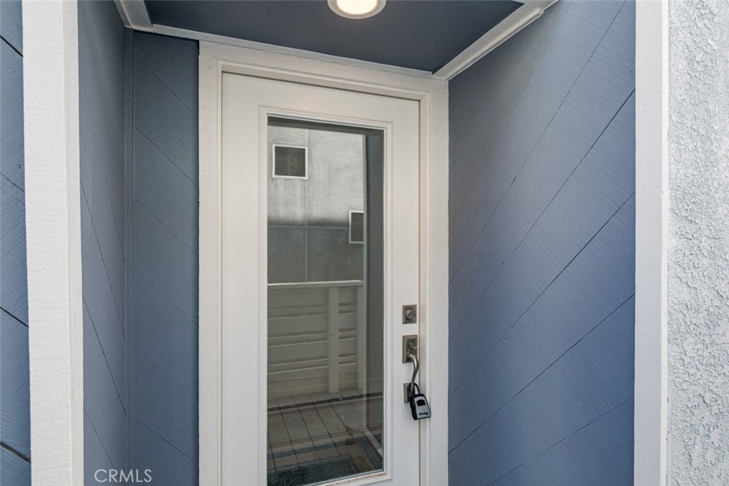 963 Santa Ana Street