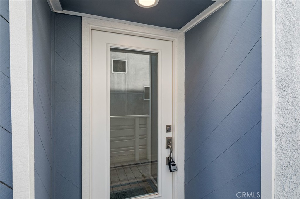 963 Santa Ana Street