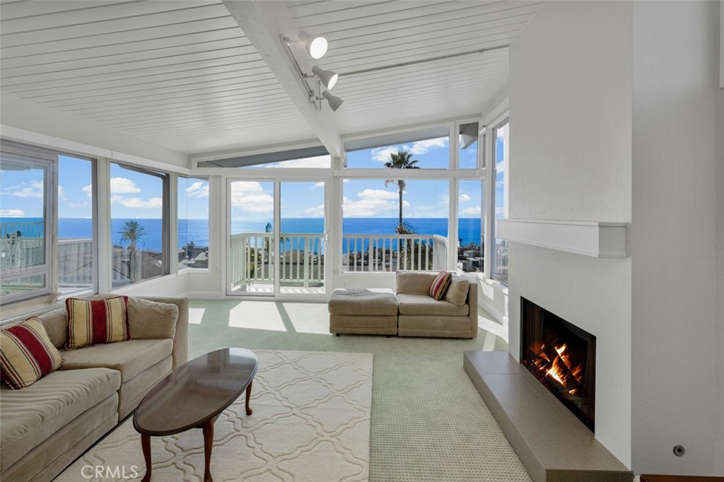 963 Santa Ana Street