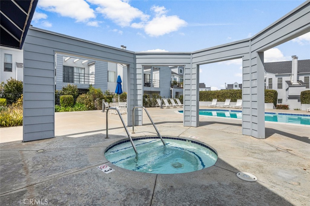 24401 Lantern Hill Drive E