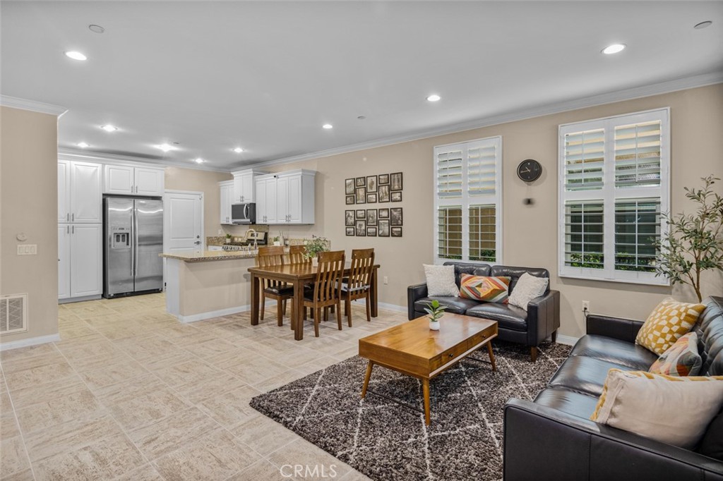 102 Rose Arch 23