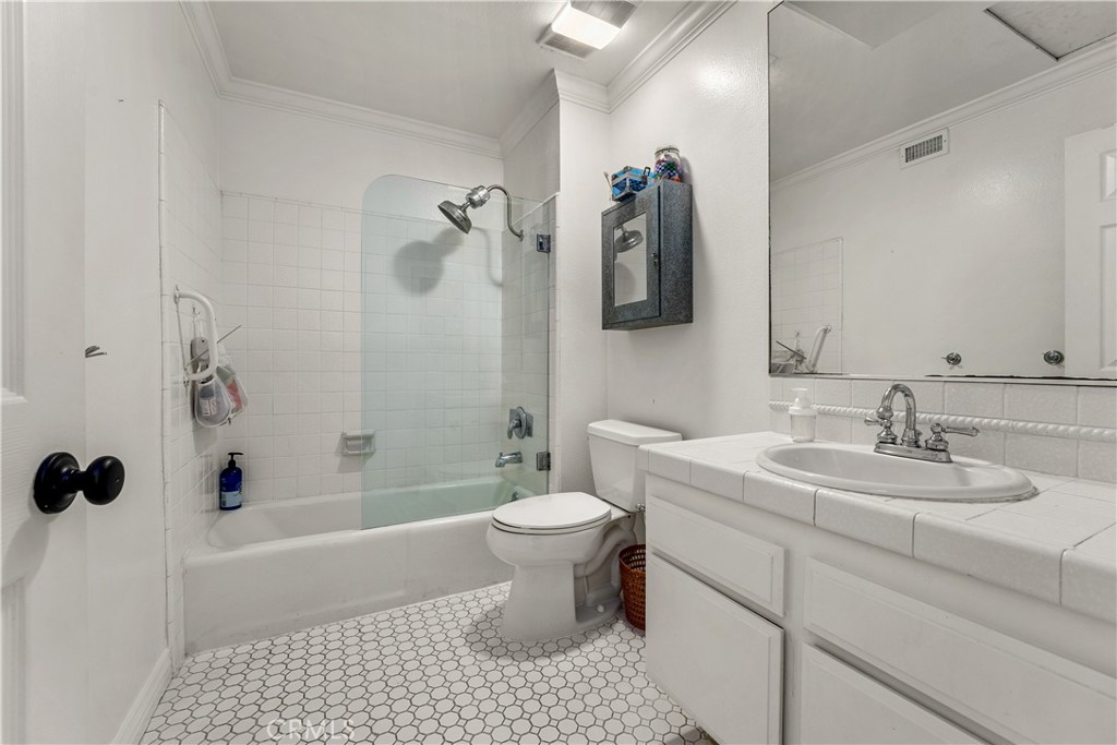 16 Barlovento Court 2