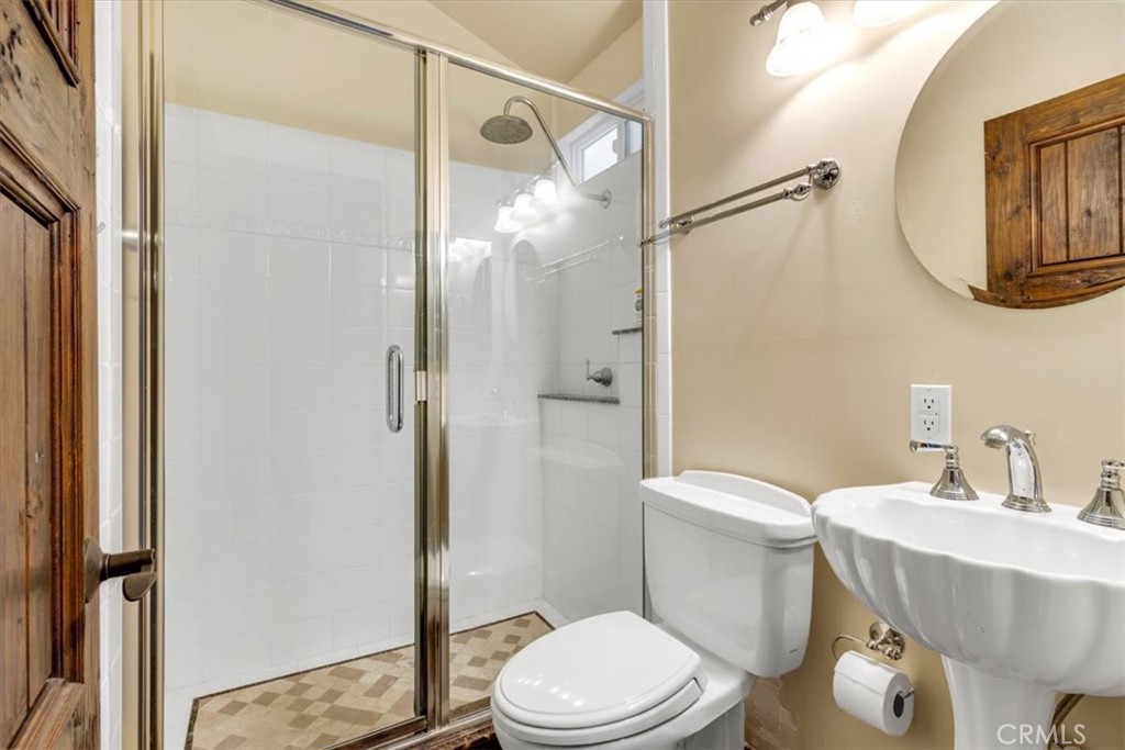 33441 N Spinnaker Drive N