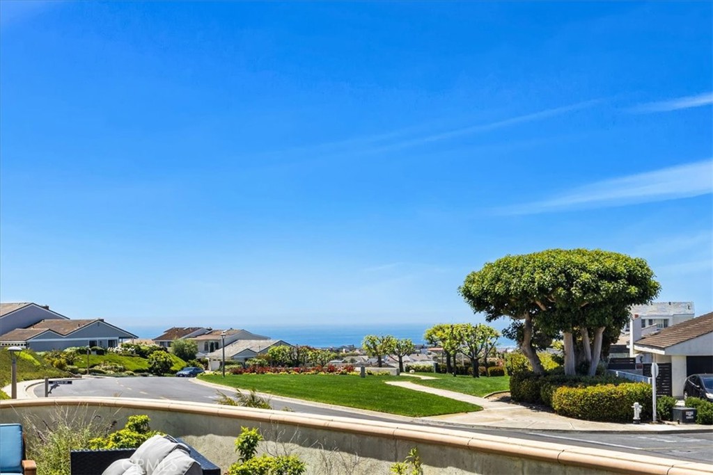 33441 N Spinnaker Drive N