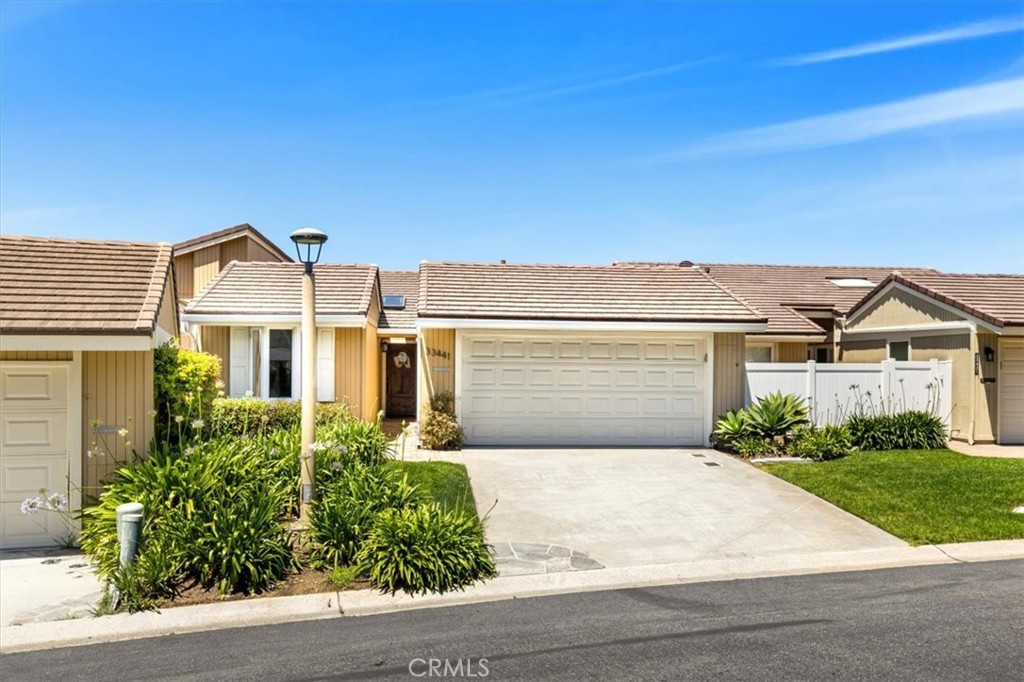 33441 N Spinnaker Drive N