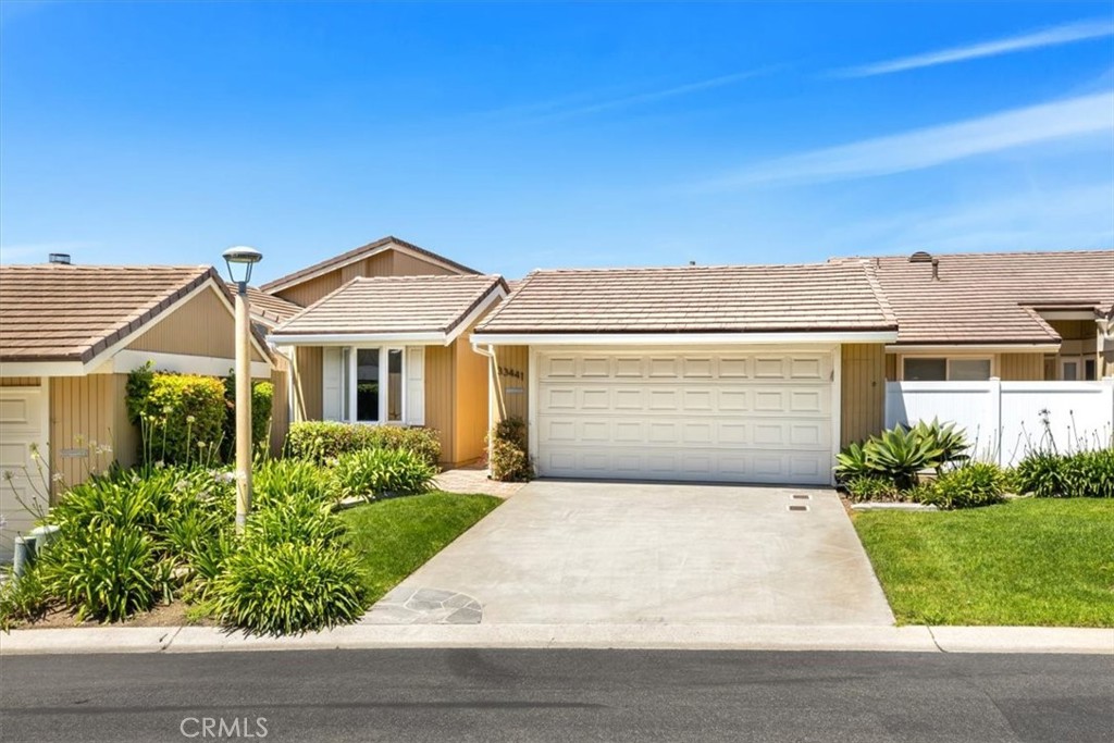 33441 N Spinnaker Drive N
