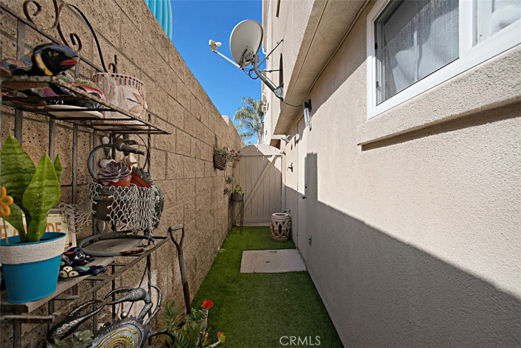 709 Sea Cottage Way
