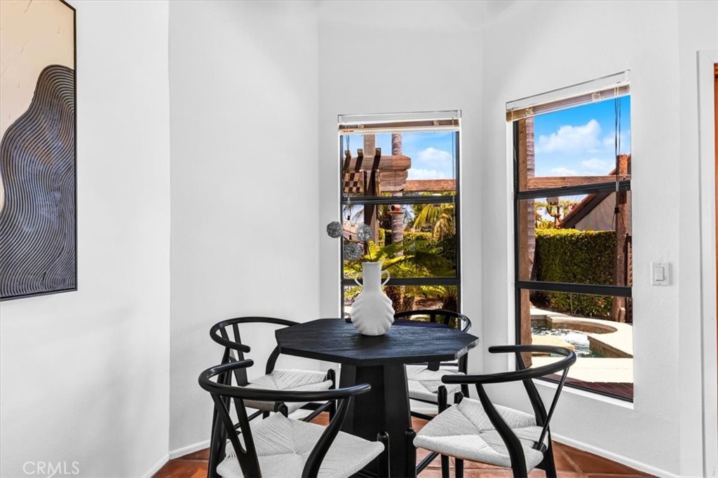 24155 Vista D Onde