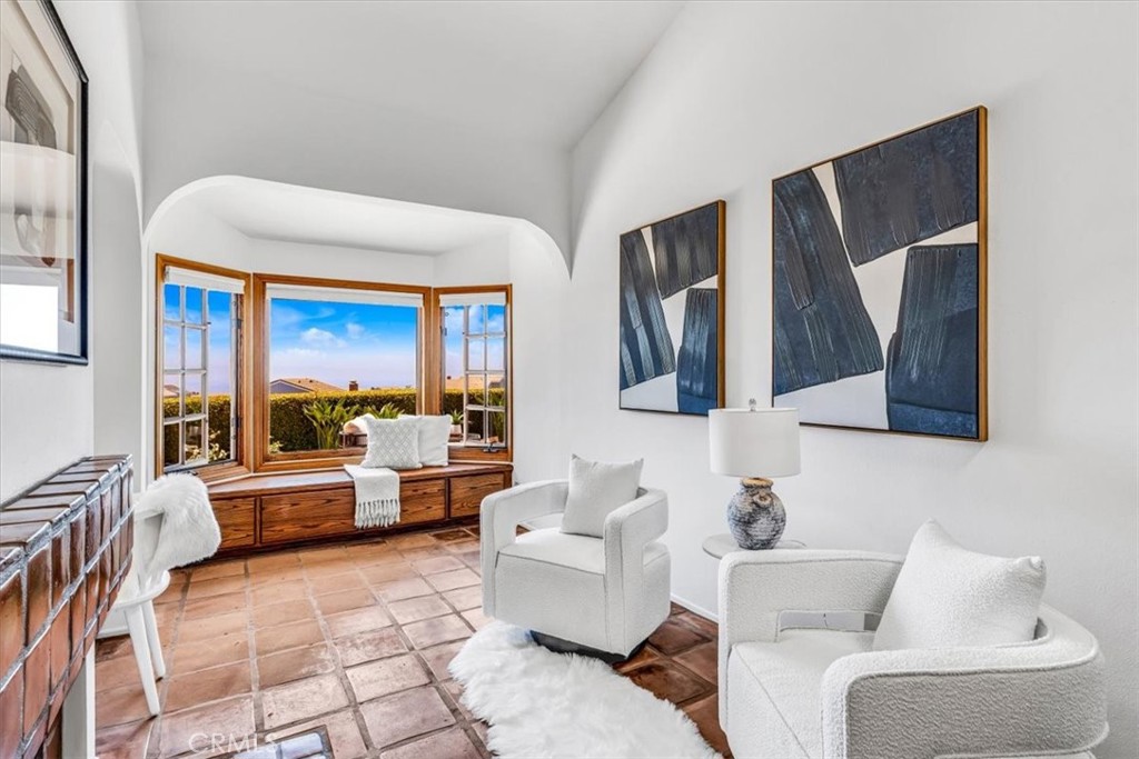 24155 Vista D Onde