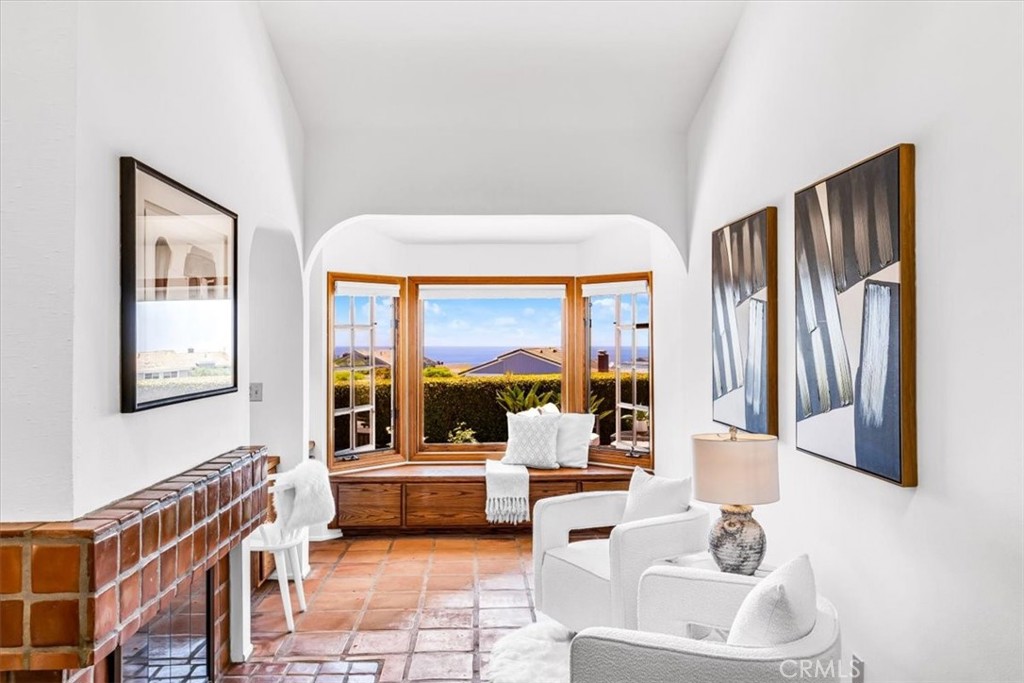 24155 Vista D Onde