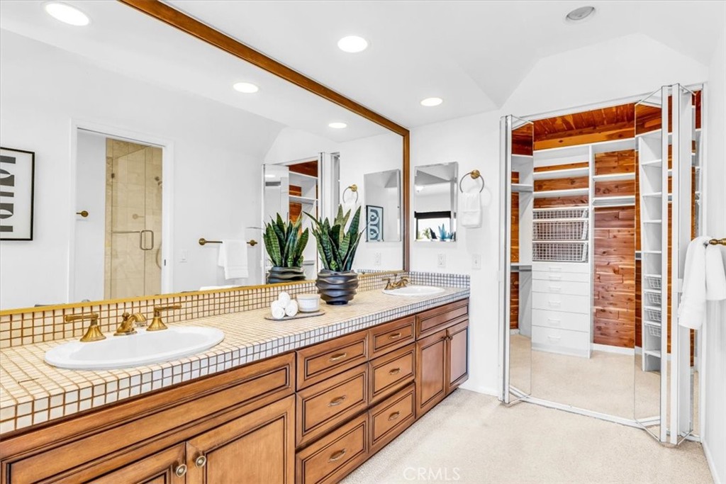 24155 Vista D Onde