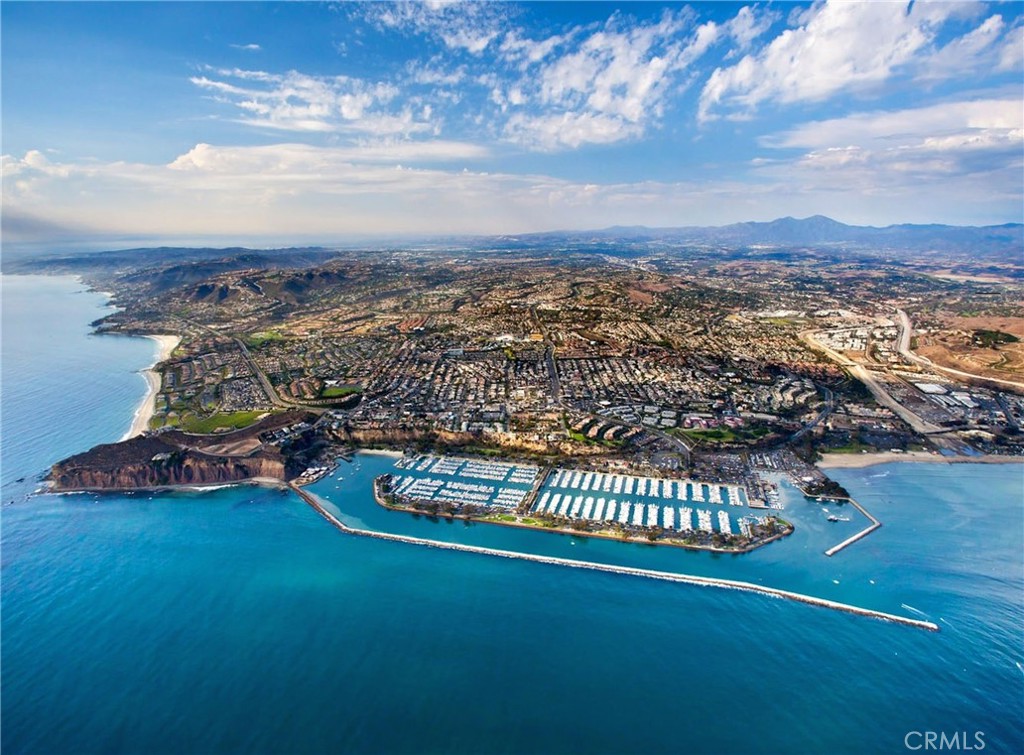 33976 Cape Cove