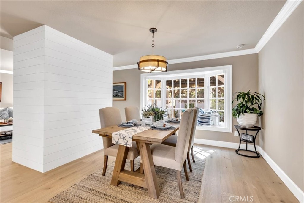 33976 Cape Cove