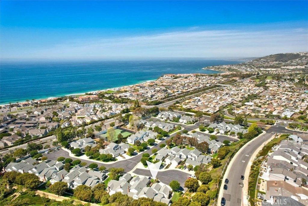 33976 Cape Cove