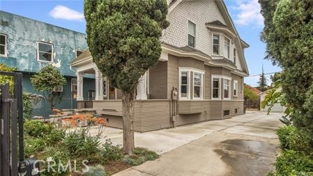 610 E 4th Street
