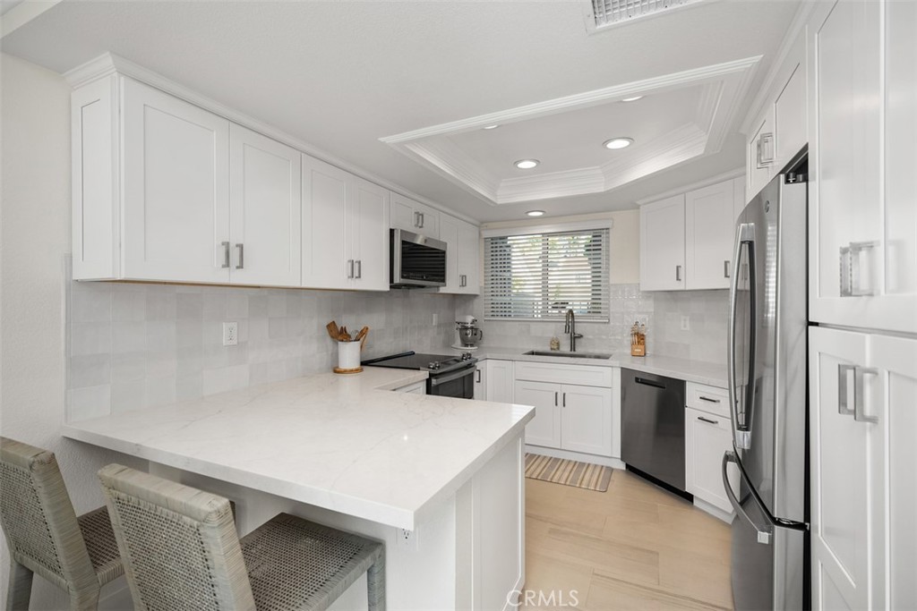 5 Sage Hill Lane