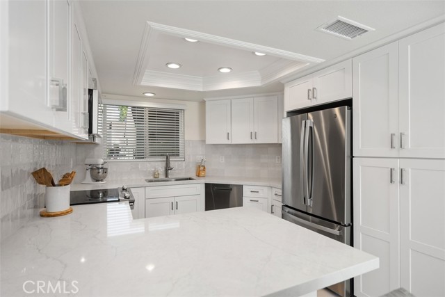 5 Sage Hill LN