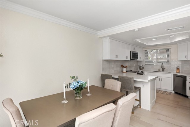 5 Sage Hill LN