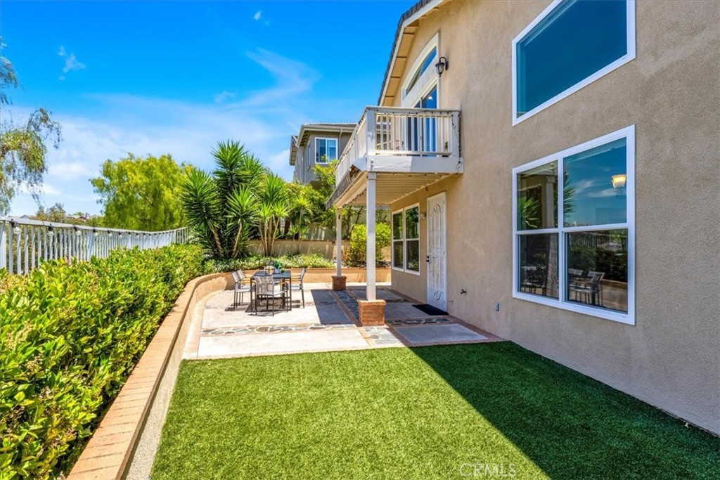 77 Rockrose
