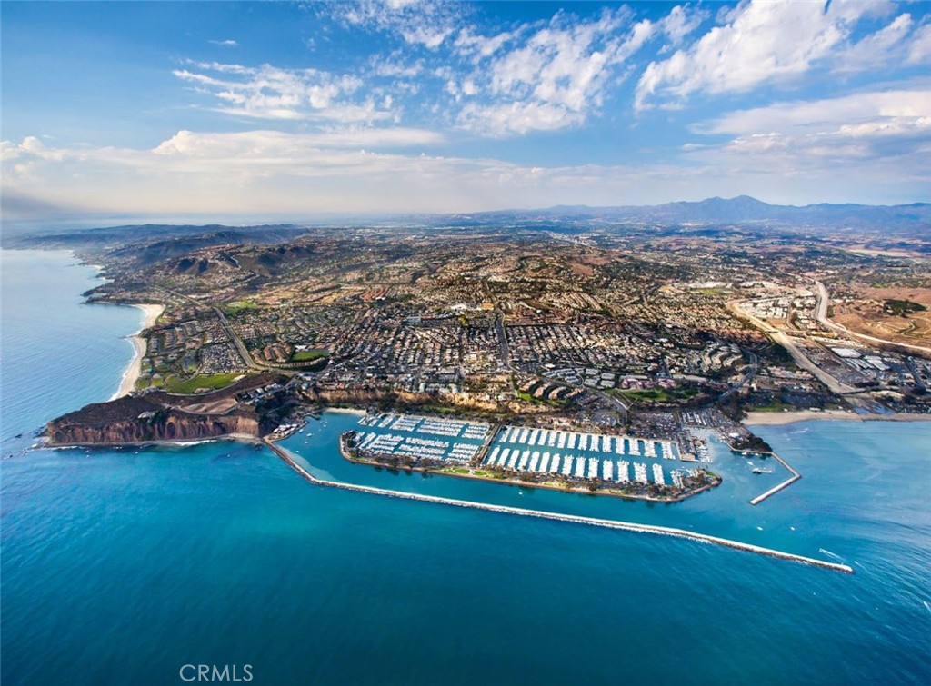 23895 Taranto Bay
