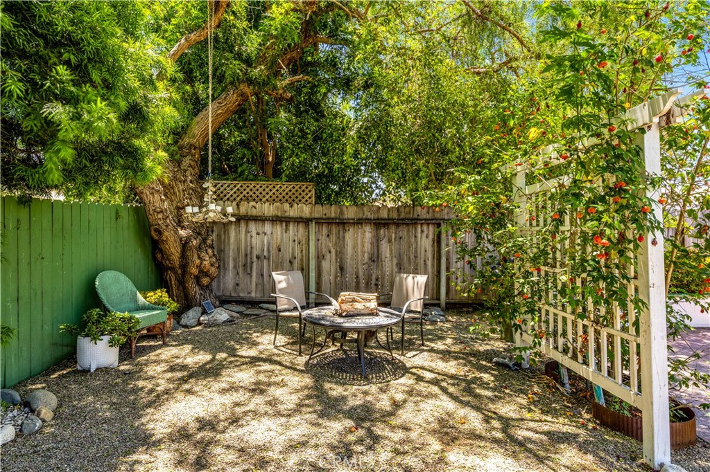 24932 La Cresta Drive