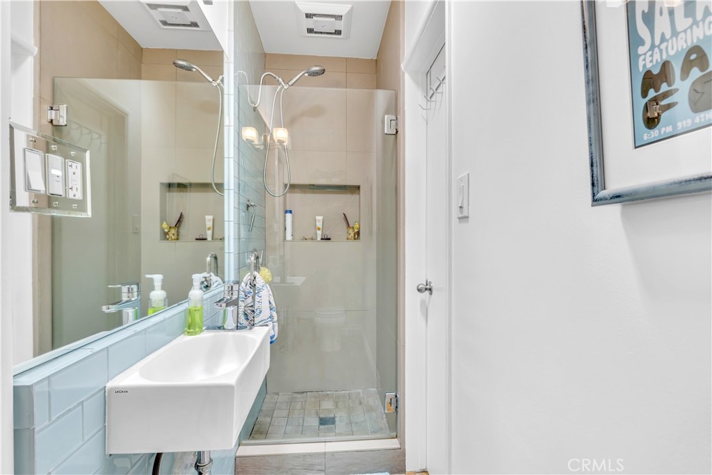 24932 La Cresta Drive