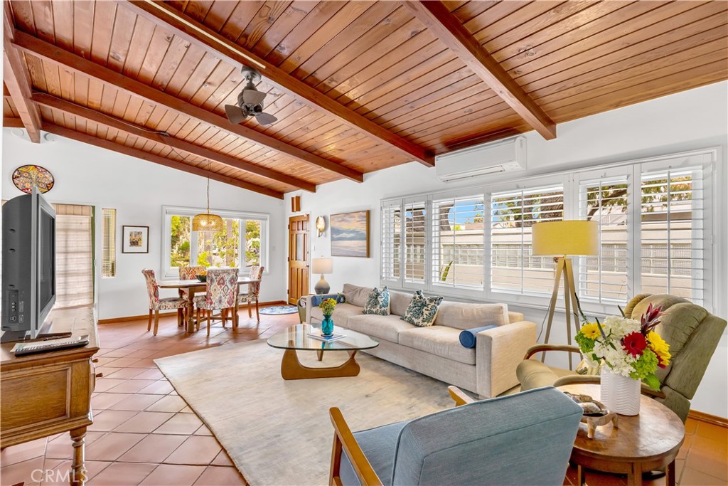 24932 La Cresta Drive