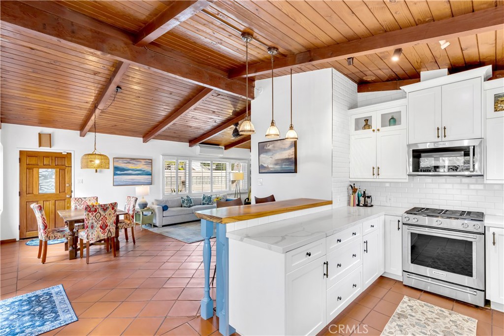 24932 La Cresta Drive