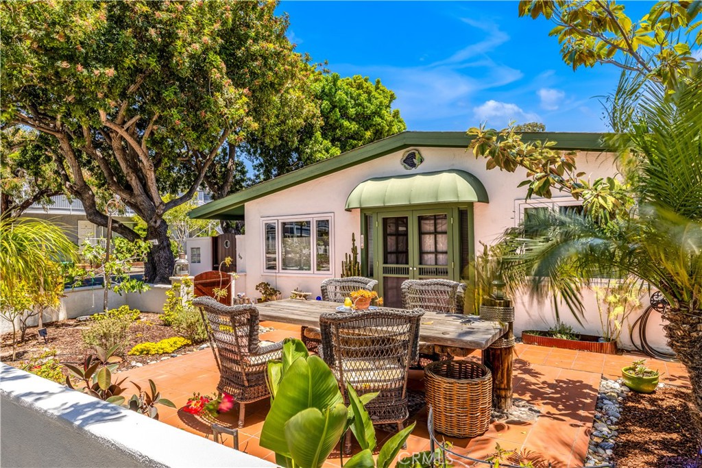 24932 La Cresta Drive