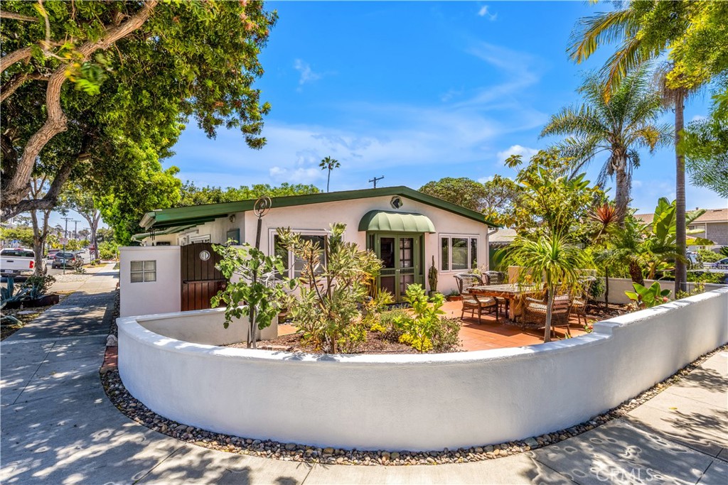 24932 La Cresta Drive