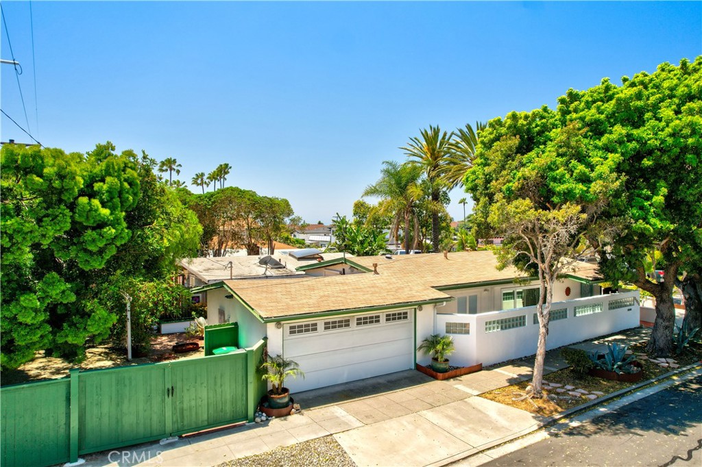 24932 La Cresta Drive